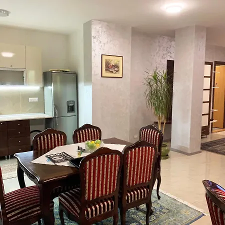 Quiet & Comfy City Center Apartamento Belgrado