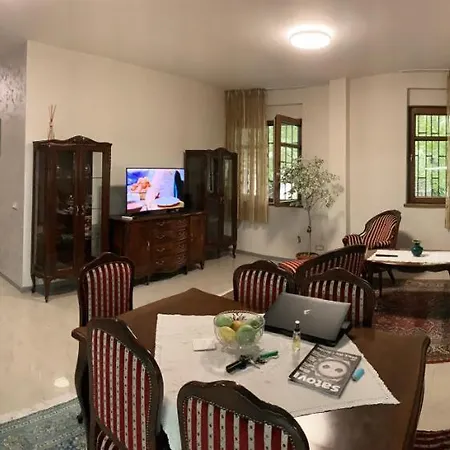 Quiet & Comfy City Center Belgrado